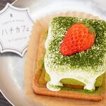 Hachi Kafe - 【2024.01】キューブシフォンタルト・抹茶(税込825円)