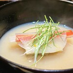 御料理 良所 - 牡蠣真丈の花びら餅