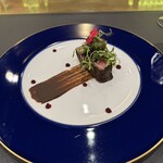 トゥ・ラ・ジョア イズム - 