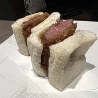 渋谷焼肉 かみ山 - ヒレカツサンド