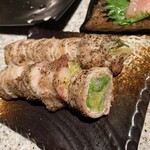 串焼き もんじろう - レタスの豚バラ巻き