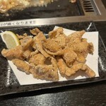 じゃんけん - 鶏皮のパリパリ揚げ。