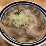 Ramen Shieru - チャーシュー多め塩ラーメン