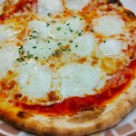 サイゼリヤ - 「バッファローモッツァレアのピザ」
