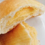 Bread beat - 自家製カスタードクリームのクリームパン