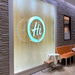 海底撈火鍋 - 待ち合い席では、無料ドリンクとお菓子が頂けます。