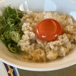 Daininguandobasutageito - 輝く濃厚な黄身のTKG‼️ ご飯には先に醤油を混ぜてます。