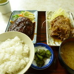 Dec, 13 ハンバーグ定食デミグラス味　880円　日替りの付け合せは豚の焼肉