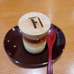 お料理 とみやま - 本日の海鮮丼御膳のプリン