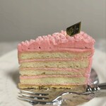 モンレーブ - 木苺のバターロールケーキ