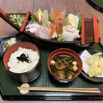 Unagi Wadokoro Haisuta - 舟盛り刺身膳