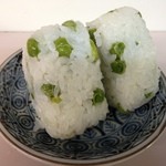 沖食堂 - おにぎり(ピース)