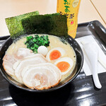 豊浜サービスエリア下り線　スナックコーナー・フードコート - MAX醤油ラーメン