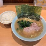 Iekei Ramen Kantetsuya - 