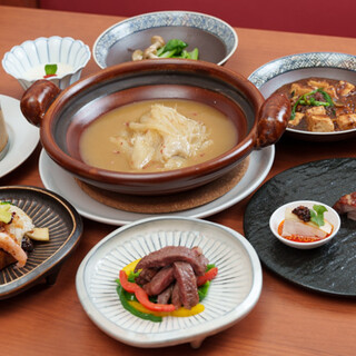 High-quality single dishes that take advantage of the charm of the ingredients ◆A wide range of courses are also available