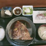 Oshiyokuji No Mise Uomasa - 魚政定食 1,320円