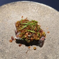 abysse - 鰆 レンズ豆 姫ネギ トンブリ 芹