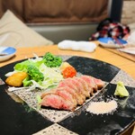 肉肉しいチーズ屋 肉バル KAWARAYA - 