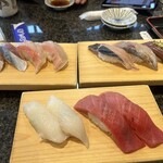 沼津魚がし鮨 流れ鮨 - 