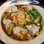 チャイナ酒家 唐苑 - 自家製ワンタン醤油麺790円。
