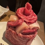 NIKUAZABU - 肉ケーキ