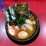 家系ラーメン とらきち家 - 限定1,050円