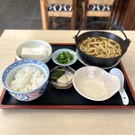 Sobadokoro Surugaya - ・カレーうどん定食 1,150円/税込
                      ※メニューの料金から100円値上げされてました。