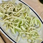 Ristorante La Sagrestia - この店のプンタレッレはがっつりアッチューゲが効いていて好みの味です　ビールでは無理ですw