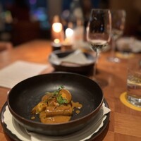 ザ タヴァン グリル＆ラウンジ - 