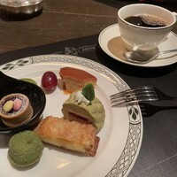 ロウリーズ・ザ・プライムリブ 恵比寿ガーデンプレイス店 - 