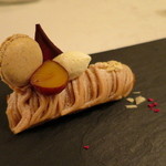 ラ・ヴァガボンド - 『キャラメルグラスのモンブラン』シャンティ・サレ
      イヴァワール　渋皮栗　フランボワーズ
      