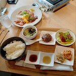YAKINIKU BISTRO 石鎚 - 定番3種盛セット 1670円