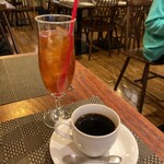 Bisutoro Ebisuya - アイスティー＆ホットコーヒー