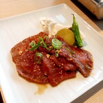 YAKINIKU BISTRO 石鎚 - ユッケジャンセットのお肉(十勝若牛上もも)