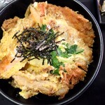 Tonkatsu Kiyotake - カツ丼 1,000円(税込)。