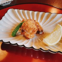 東京 芝 とうふ屋うかい - フグの唐揚げ