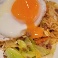 シェフス - 黄身トロリ。