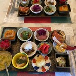 ペルテ - 美しい12種の前菜