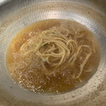 水炊き吟醸もつ鍋 由乃 - 