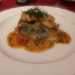 リバージュ イソヤマ - 【魚料理】真鯛・蟹・帆立の三重奏  アンチョビのソース