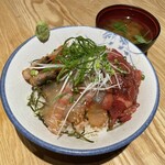 Uokushi Gochi - 色々海鮮づけ丼（980円）