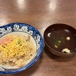 骨付鳥 一鶴 屋島店 - 