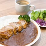 CAFE PLATY - サウナ―に大人気！カツカレー