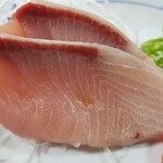 魚市場食堂 - ブリ。