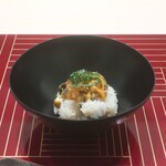 日本料理 吟 - 鮑と雲丹の飯蒸し