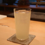 日本料理 吟 - 柚子酒ソーダ割り