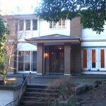 日本料理 吟 - こちらの洋館がお店