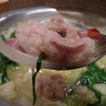 くすお - もつ鍋　柚味噌　一人前１０５０円（二人前）