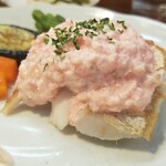 キッチン ブルー グローブ - まだまだ、ソースは山盛り！、嬉しい限りです