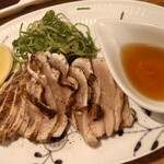 焼肉・薪料理 カラスマロック - 薪料理　京赤地鶏のたたき